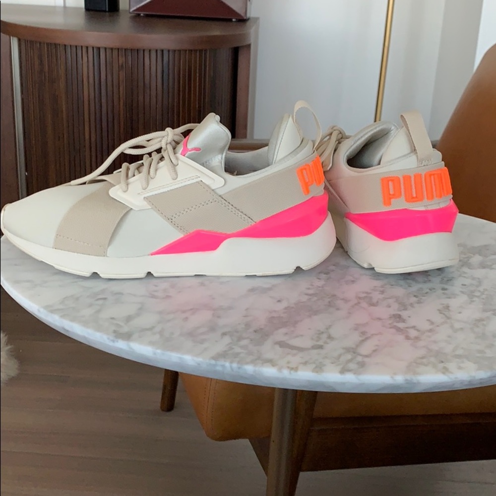 Puma Sneakers size 7.5